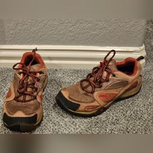 Merrell women's size 8 hiking shoes